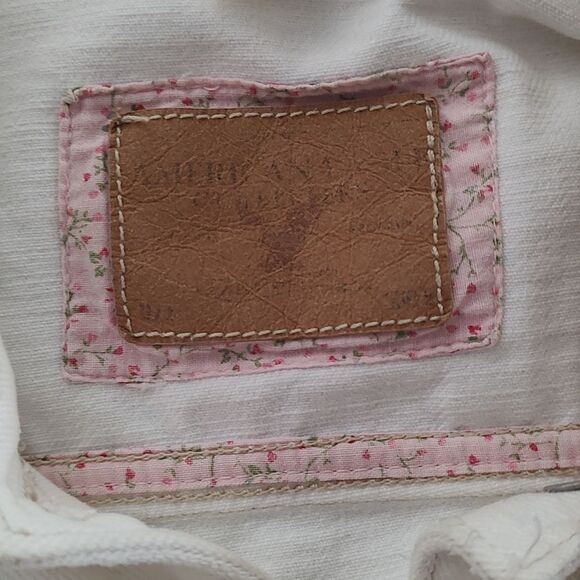 American Eagle Distressed  Outfitter Cropped White Denim Jacket Size Medium - Picture 4 of 10